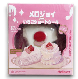マイストアのメロジョイいちごショートケーキスライス。雲のように柔らかいシリコン素材のスイーツ型触感トイ。